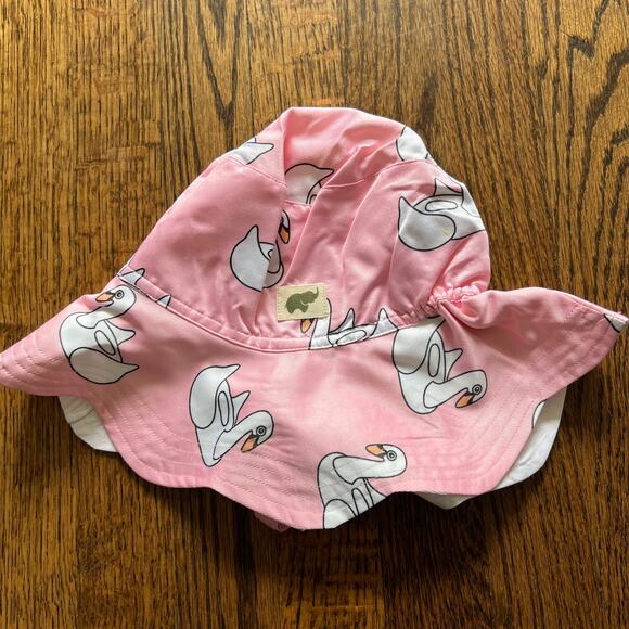 New with tags Monica + Andy Swan Sun Bucket Hat - UPF 50 - L (1-8 y) - Picture 6 of 8